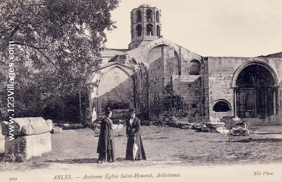 Carte postale de Arles