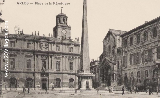 Carte postale de Arles