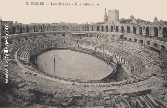 Carte postale de Arles