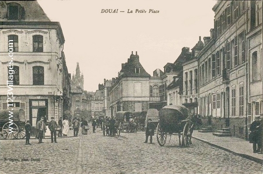 Carte postale de Douai