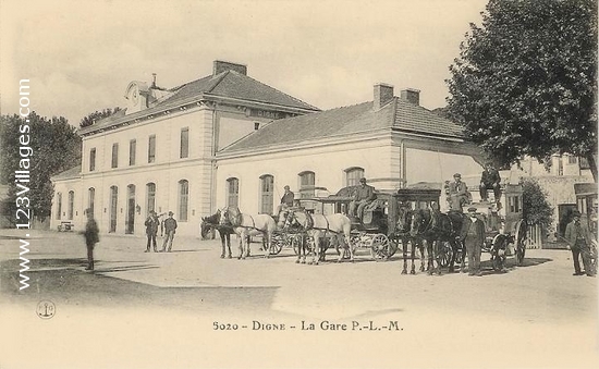 Carte postale de Digne-les-Bains