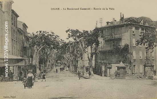 Carte postale de Digne-les-Bains
