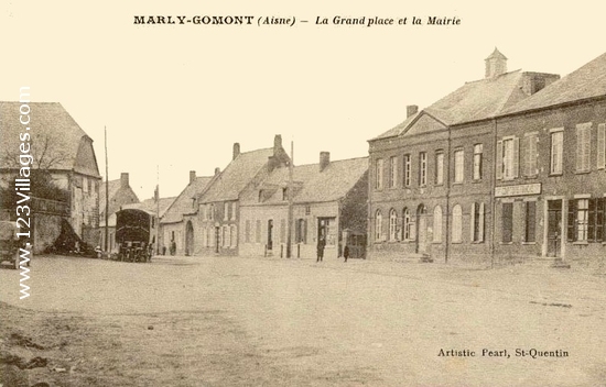 Carte postale de Marly-Gomont