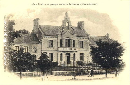 Carte postale de Lezay