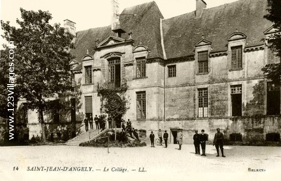 Carte postale de Saint-Jean-d Angély