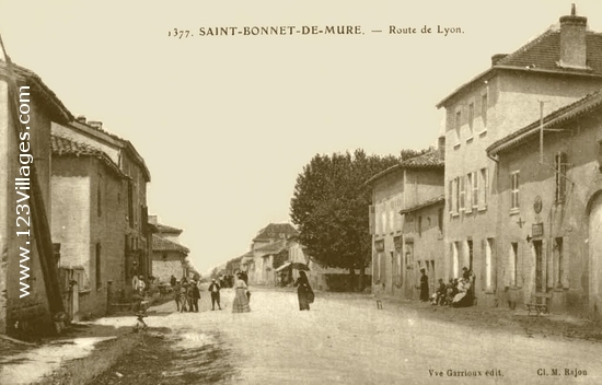 Carte postale de Saint-Bonnet-de-Mure