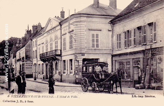 Carte postale de Villeneuve-sur-Yonne