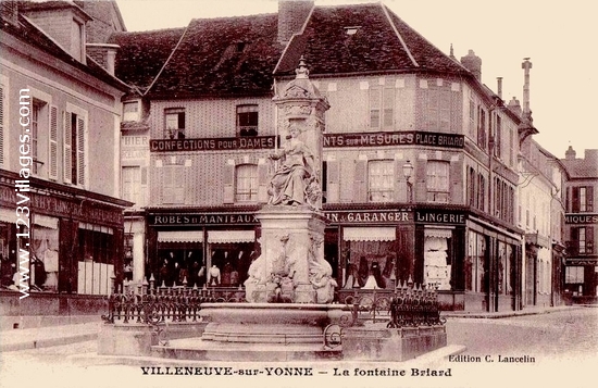 Carte postale de Villeneuve-sur-Yonne