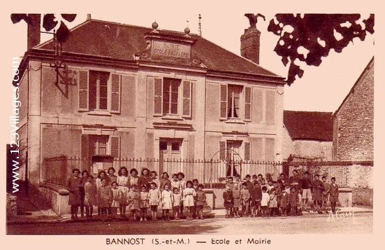 Carte postale de Bannost-Villegagnon