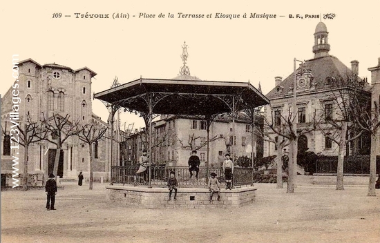 Carte postale de Trévoux