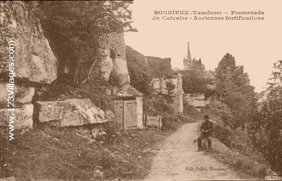 Carte postale de Bonnieux