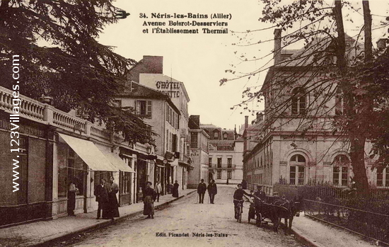 Carte postale de Néris-les-Bains