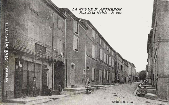 Carte postale de La Roque-d Anthéron 