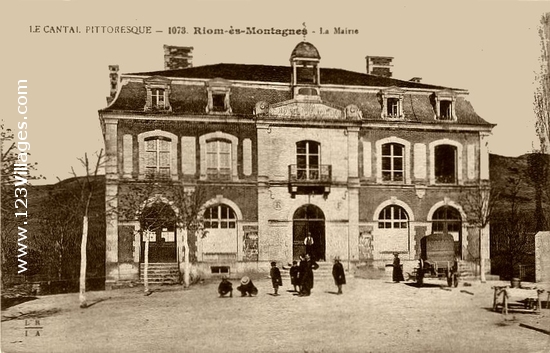 Carte postale de Riom-ès-Montagnes 