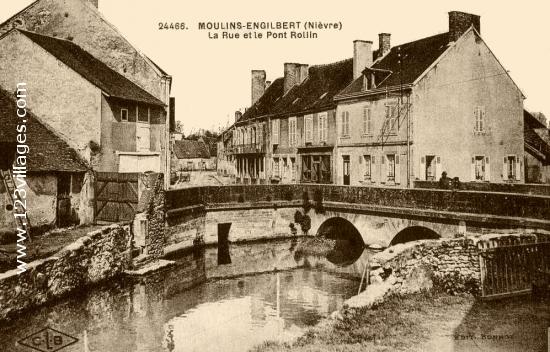 Carte postale de Moulins-Engilbert