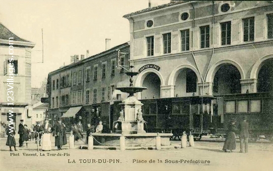 Carte postale de La Tour-du-Pin