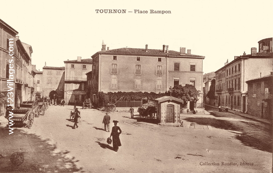 Carte postale de Tournon-sur-Rhône