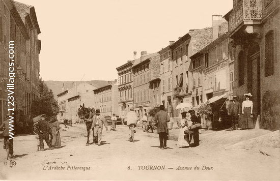 Carte postale de Tournon-sur-Rhône