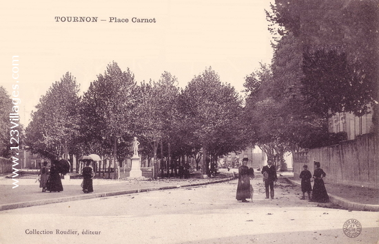 Carte postale de Tournon-sur-Rhône