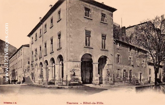 Carte postale de Tournon-sur-Rhône