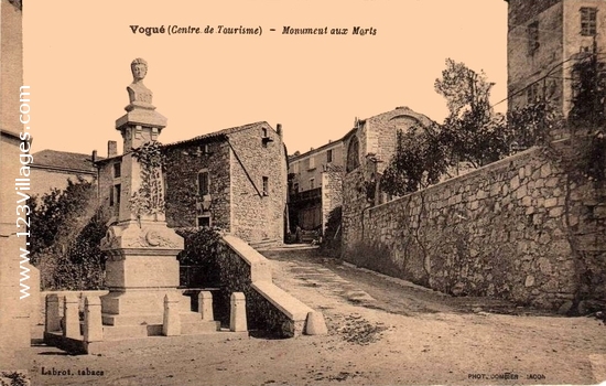 Carte postale de Vogué